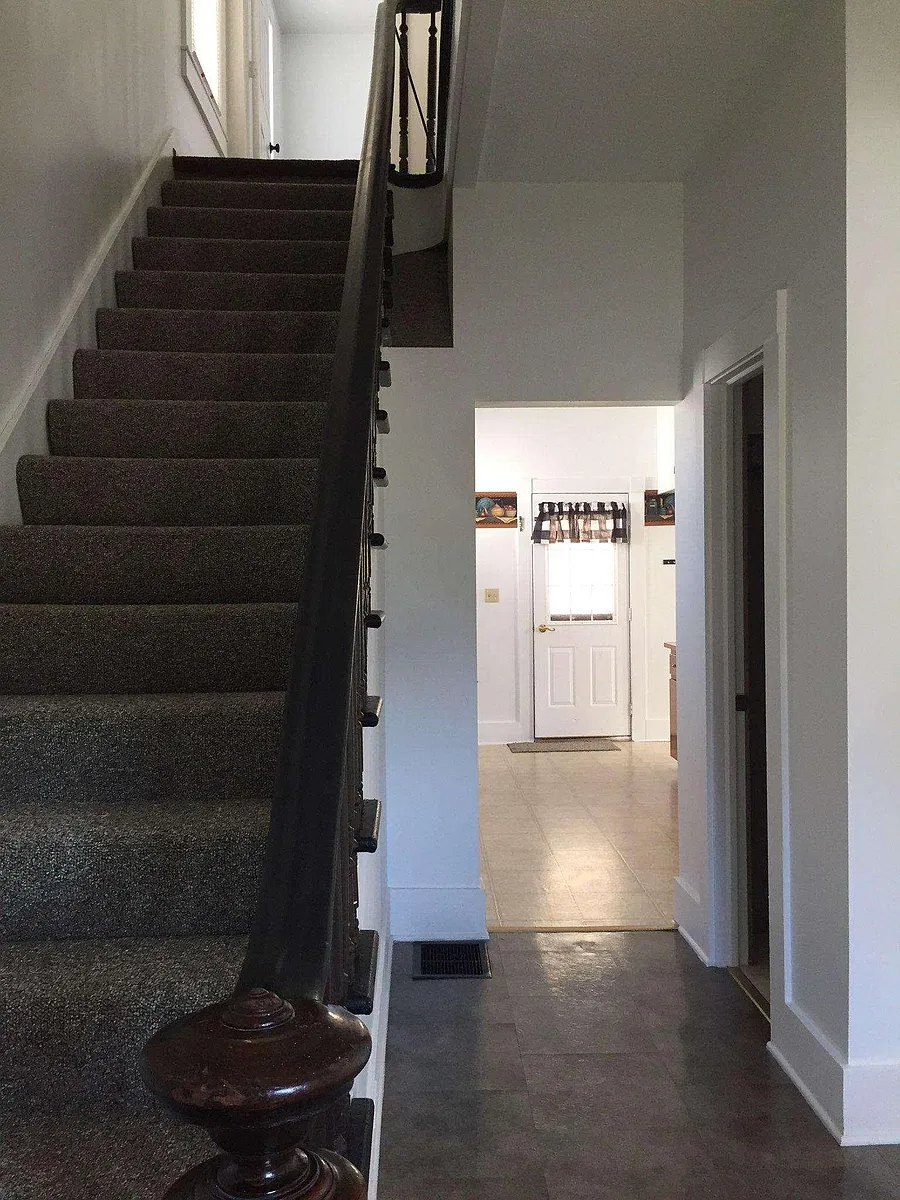 Front Entry - 109 Wilson Ave