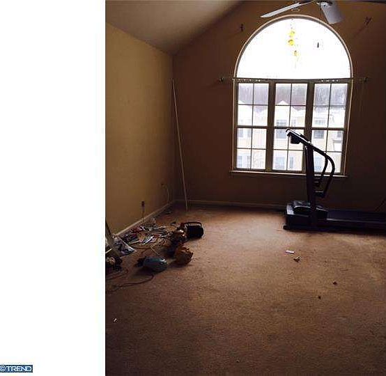 1st image of 46 Dennis Ct