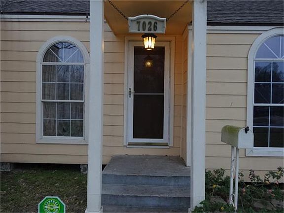 4th image of 7026 Narcissus St
