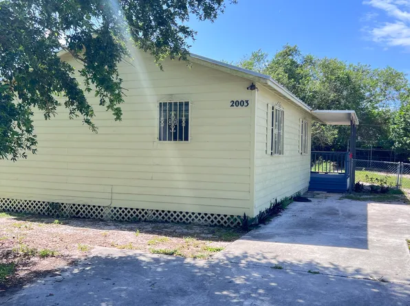 2003 San Marcos Avenue, Fort Pierce, FL 34946