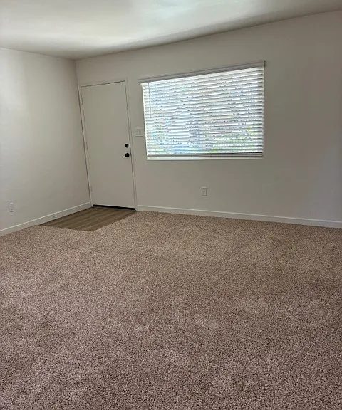 365 Bonair St #7 — Photo 2