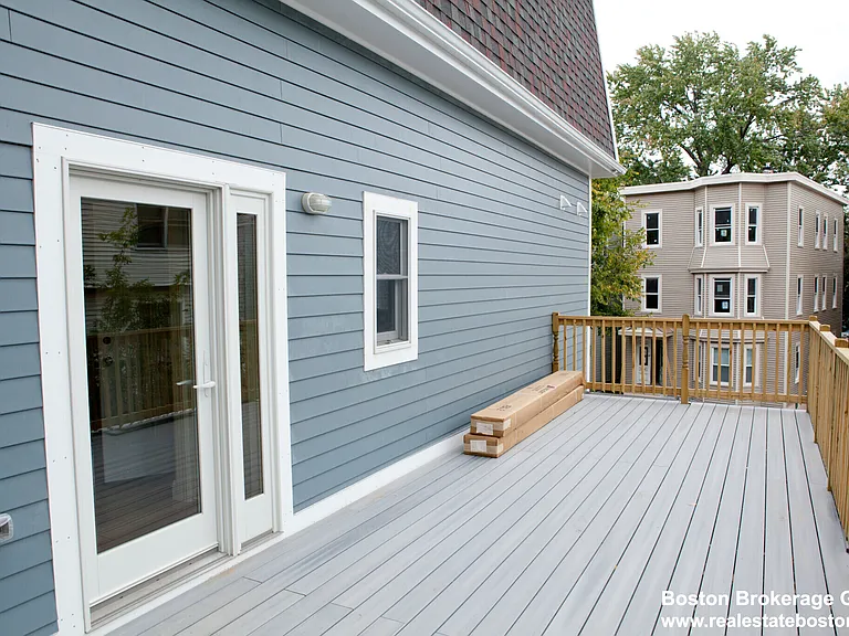 35 Forbes St #2 — Photo 11