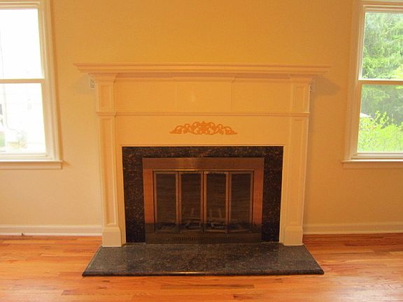 3RD BEDROOM 11 X 13, HARDWOOD FLOORING, 2 SINGLE CLOSETS, CEILING FAN WITH LIGHT