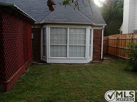 3rd image of 4118 Scotland Dr