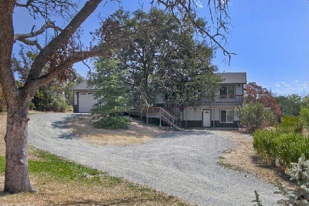 2nd image of 3520 Curran Rd