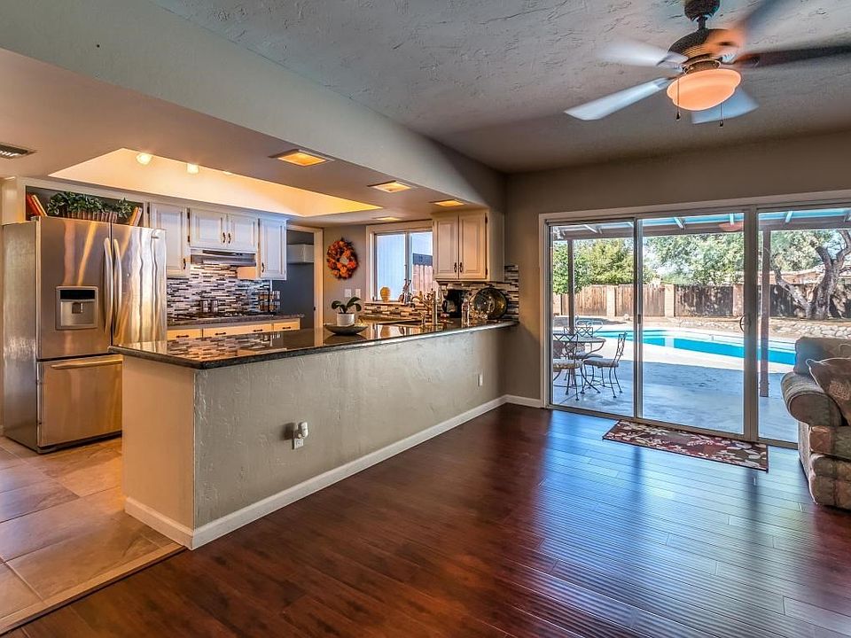 1st image of 7721 E Calle Los Arboles