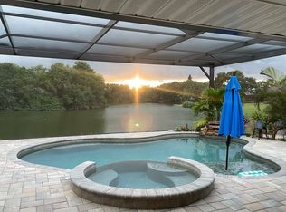 2582 Man Of War Cir, Sarasota, FL 34240