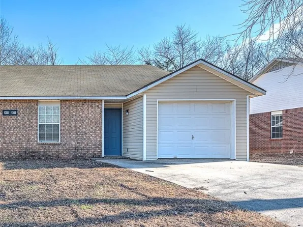 1348 N Boxley Ave, Fayetteville, AR 72704