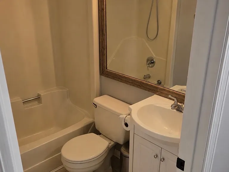 12 Bittersweet Ln — Photo 5