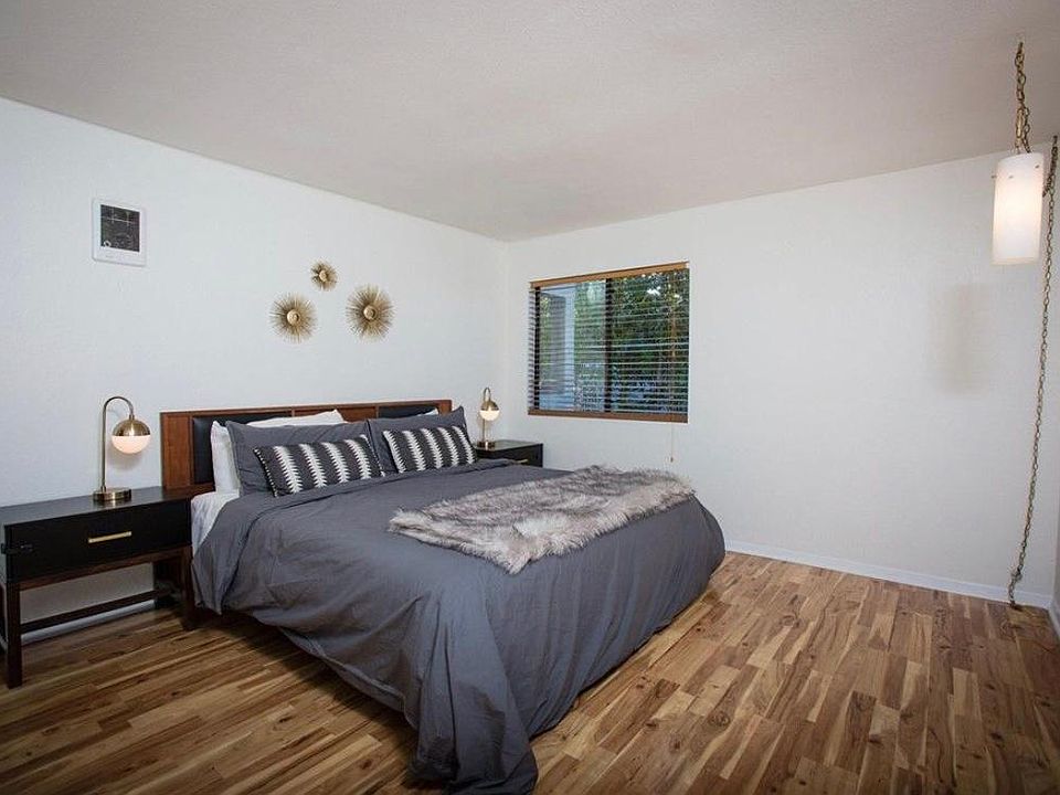 1st image of 2930 Broadway Unit 44