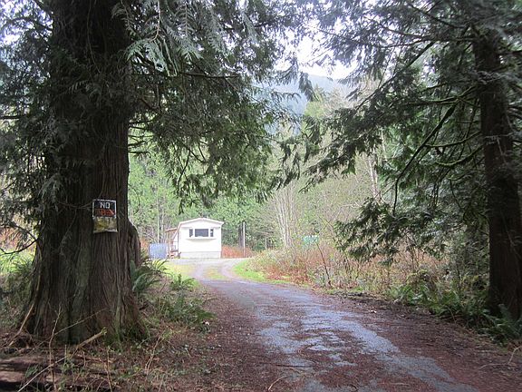 2nd image of 11121 Barnes Rd