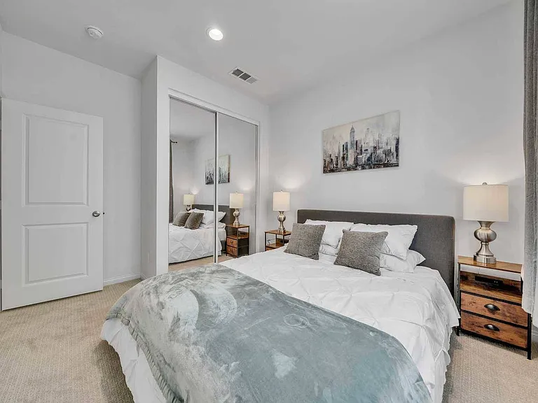 527 W Victor Ave — Photo 10