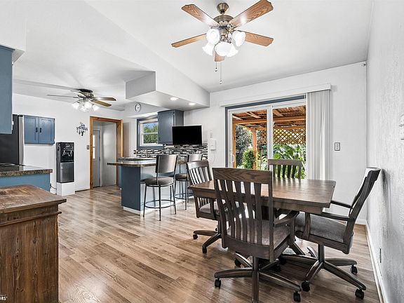 5th image of 203 Bohen St