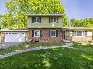 20506 Crestview Dr, Reed City, MI 49677