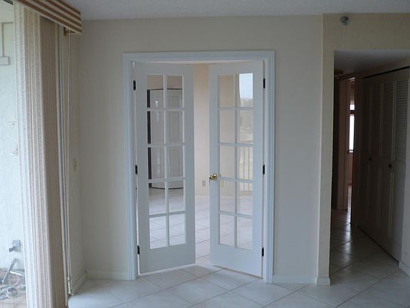 Den, Family Room