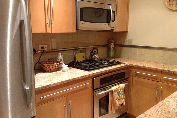 Rented by Corcoran | media 6