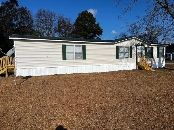 1178 Ward Store Rd, Fairmont, NC 28340