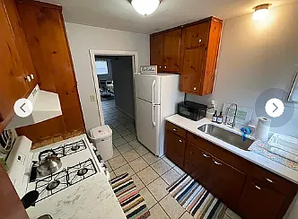 1239 NW 9th Ave — Photo 2