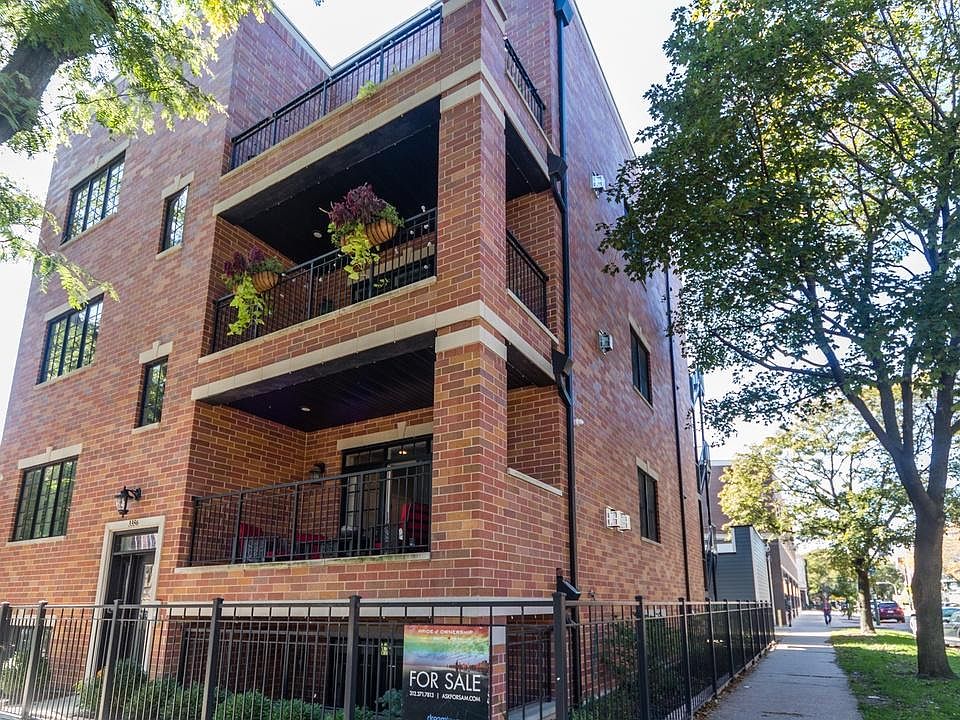 1st image of 3356 N Marshfield Ave APT 2