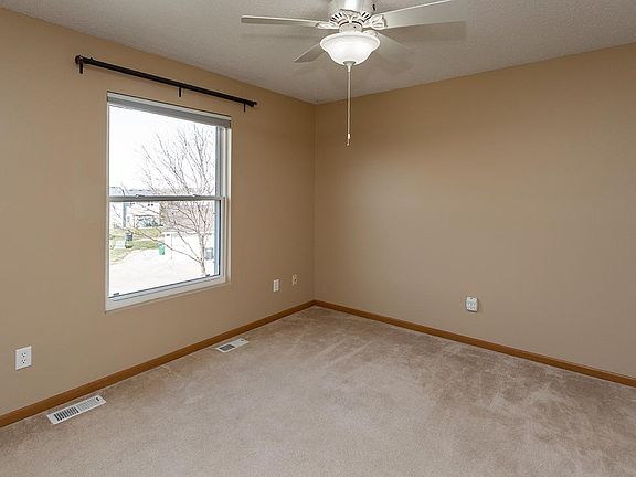5th image of 1225 SW Twin Gates Dr