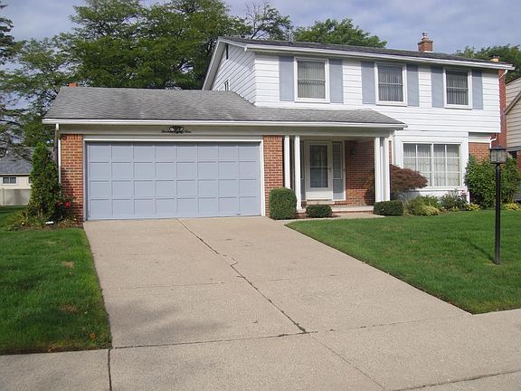 2nd image of 1389 Esch Ct
