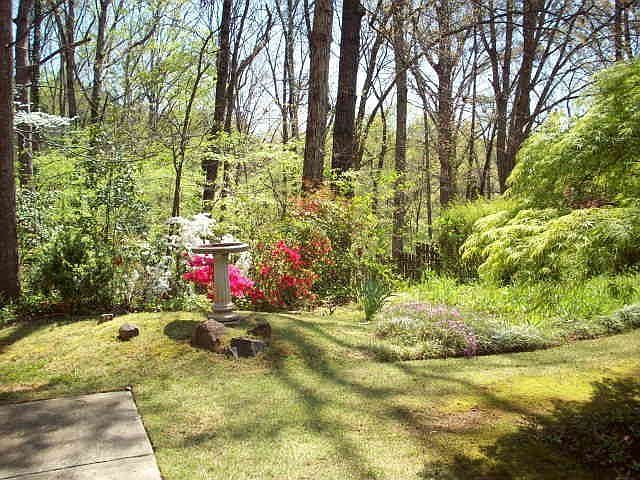 2nd image of 195 Dogwood Dr