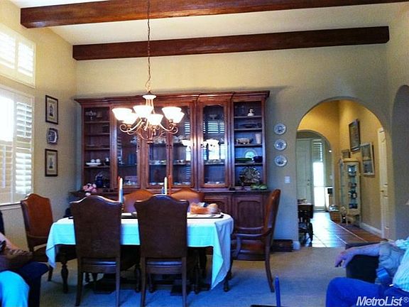 3rd image of 2515 Heritage Park Ln