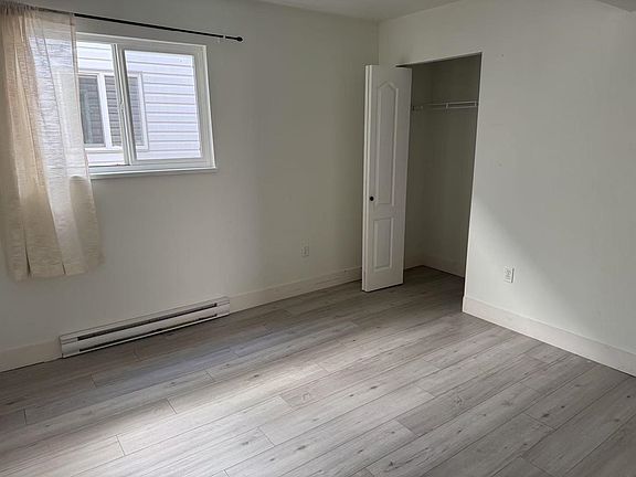 5th image of 21XX Fraser Ave