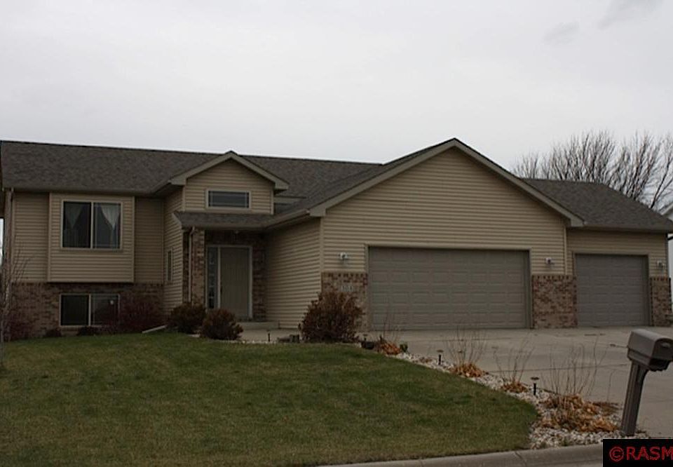 1st image of 304 Linden St
