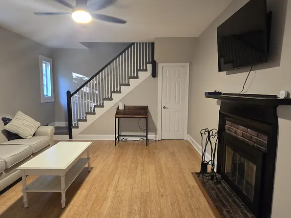 46 Hopkins St #46, Newport News, VA 23601