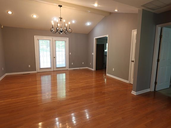5th image of 137 Sharp St