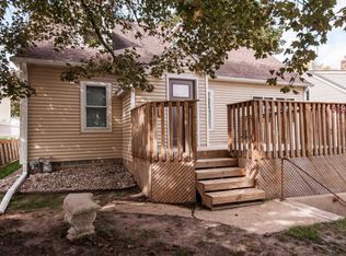 519 11th Ave NE, Rochester, MN 55906