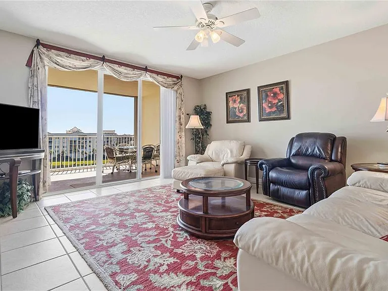 8921 Lake Dr #504 — Photo 3