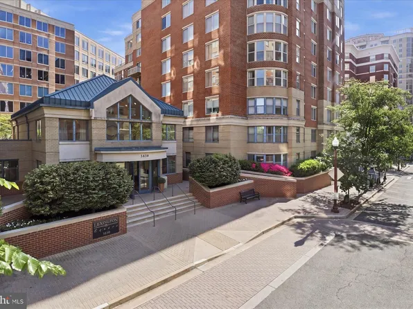 3830 9th St N #504W, Arlington, VA 22201
