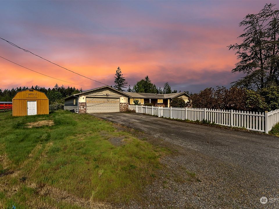 1st image of 22018 30th Avenue E