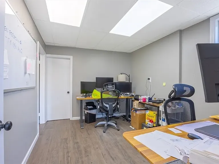 318 Newton St #1 — Photo 13