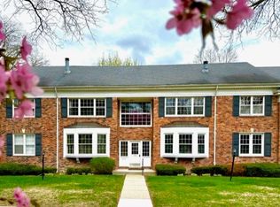 550 Billingsgate Ct APT D, Bloomfield Hills, MI 48301