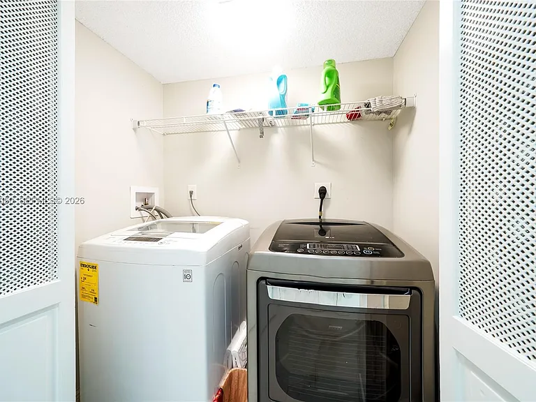 4020 Galt Ocean Dr #1406 — Photo 27