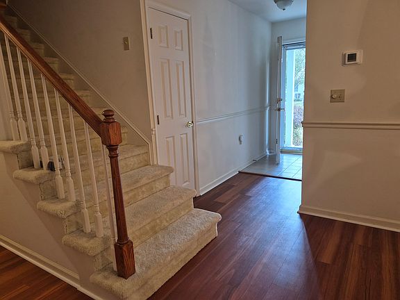 2nd image of 1023 E Schumaker Manor Dr