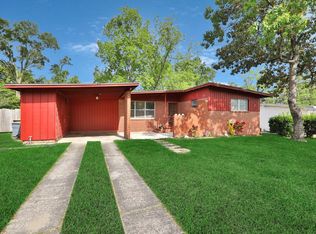 1143 Skye Dr W, Jacksonville, FL 32221