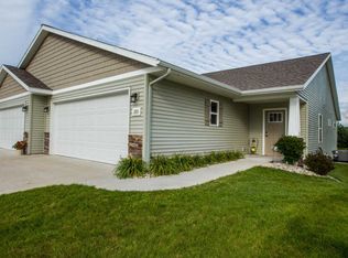 330 Needlewood Dr #22, Cedar Springs, MI 49319