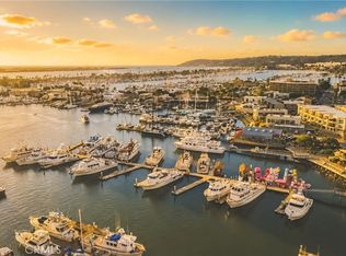 3025 Byron St #201, San Diego, CA 92106