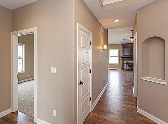5th image of 873 S 93rd St