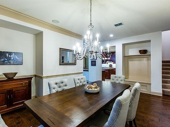 4th image of 15098 Blakehill Dr