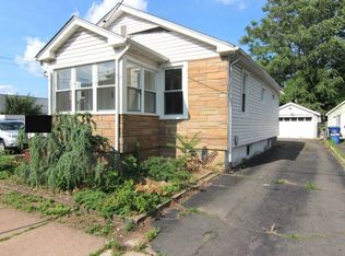 306 Washington Ave, Hackensack, NJ 07601