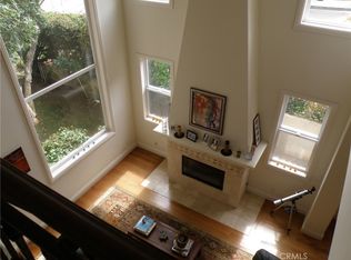 1201 2nd St, Manhattan Beach, CA 90266