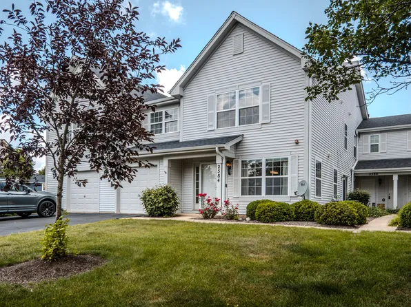 2584 Dickens Ct, Aurora, IL 60503