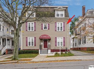 377 Angell St #3, Providence, RI 02906