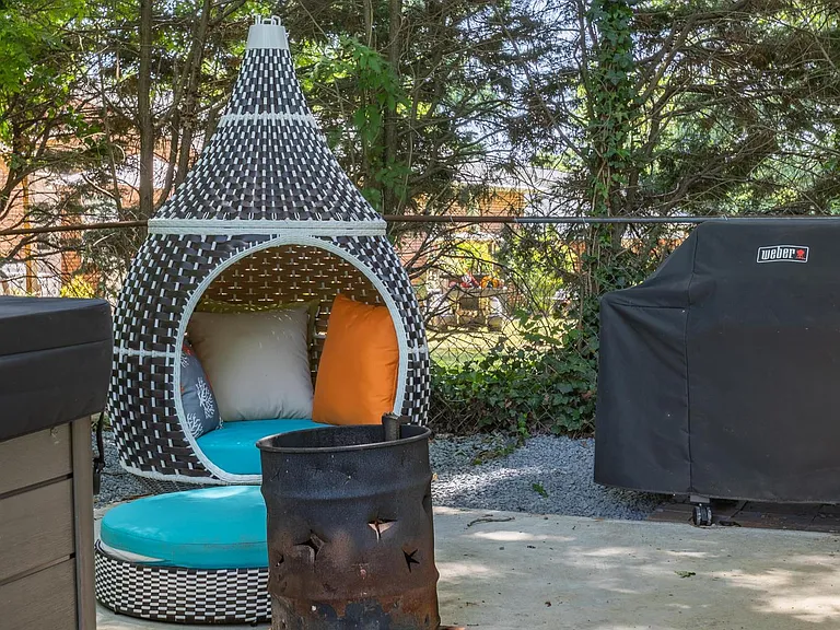 36 Pasadena Dr — Photo 17
