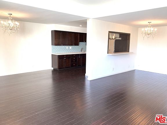 2nd image of 7250 Franklin Ave Unit 209